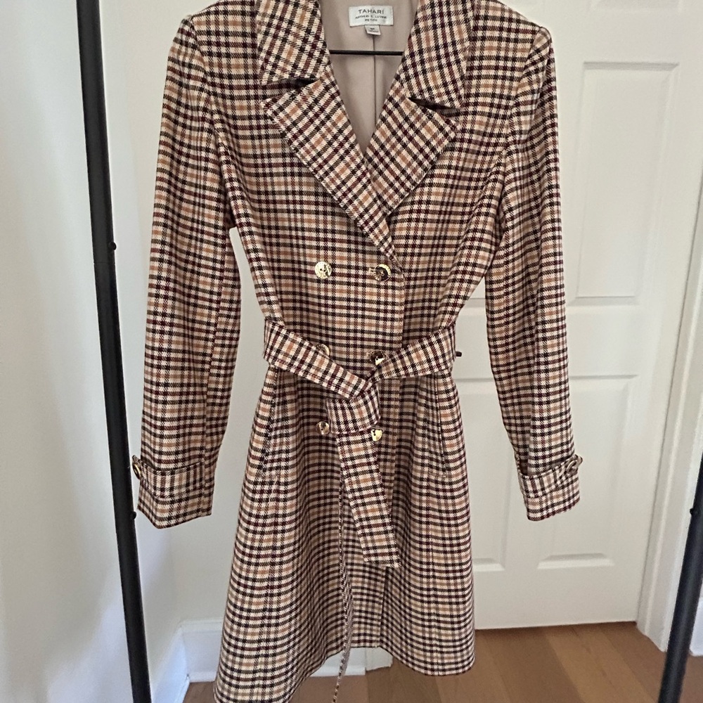 Tahari Plaid Double-Breasted Trench Coat - 6P